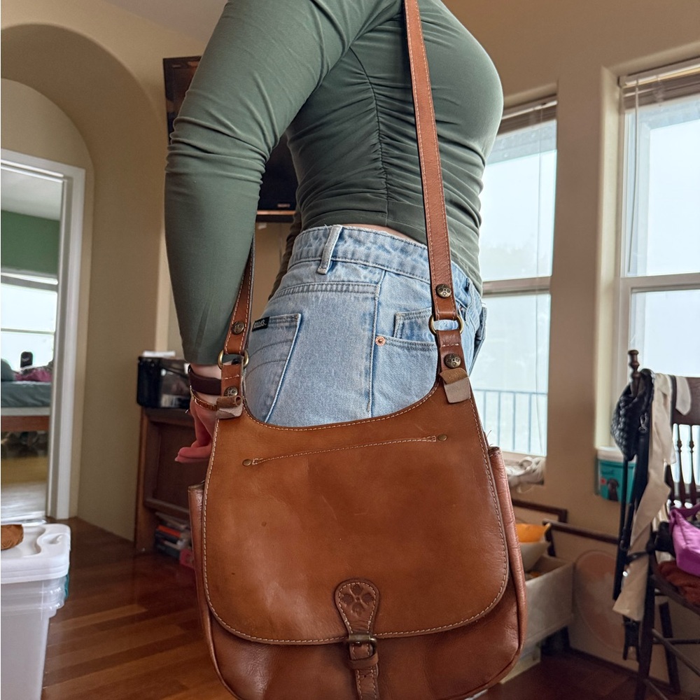 Patricia Nash Tan Leather Shoulder Bag